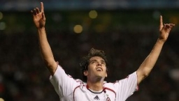 德州高中生運動員因以手指向天被取消比賽資格