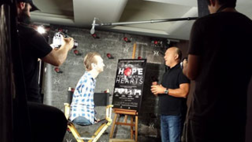 力克參演紀錄片《受》 情感真摯試映獲好評