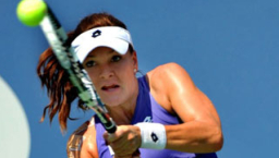 波蘭網球名將拍裸照遭天主教青年組織開除