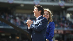 約爾·歐斯汀湖木教會蟬聯全美百強教會榜首