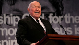 「耶穌運動之父」Chuck Smith返天家