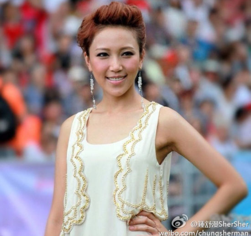 鍾舒漫:在主流樂壇為主發亮