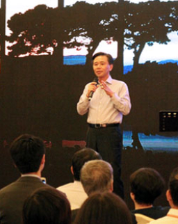 PVC王國總裁成功秘訣——與上帝接連