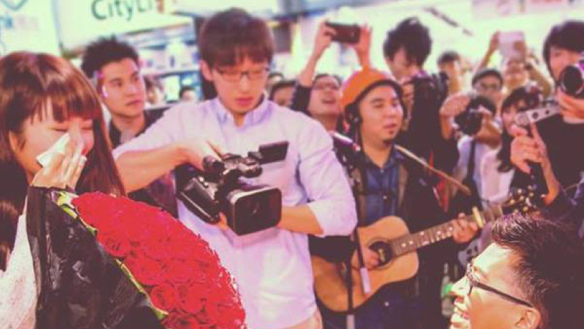 男友旺角街頭求婚 裕美最美婚紗照幸福滿溢