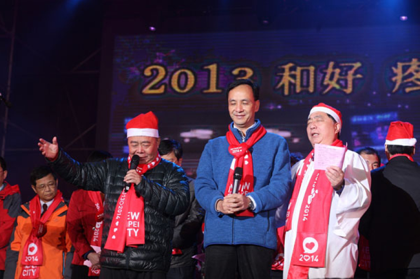 平安夜台灣教會官員聯禱祝福民眾