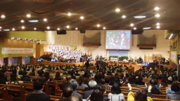 康希牧師韓國主領純福音教會靈恩特會