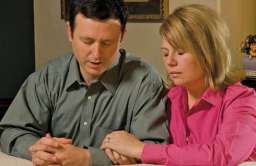 感人至深的見證：師母不易做