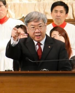 李思敬談滕近輝:釋經職事撒種的恩師