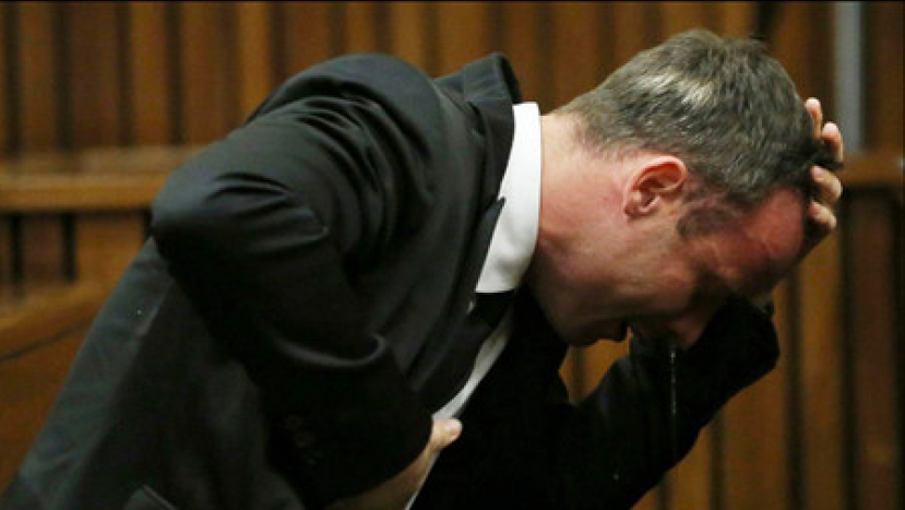 刀鋒戰士當庭慟哭懺悔 稱唯神能庇護自己