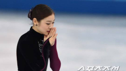 韓花滑女王金妍兒為「歲月號」祈禱求奇蹟