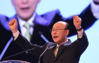 趙鏞基談十一奉獻 祝福連搖帶按滿滿