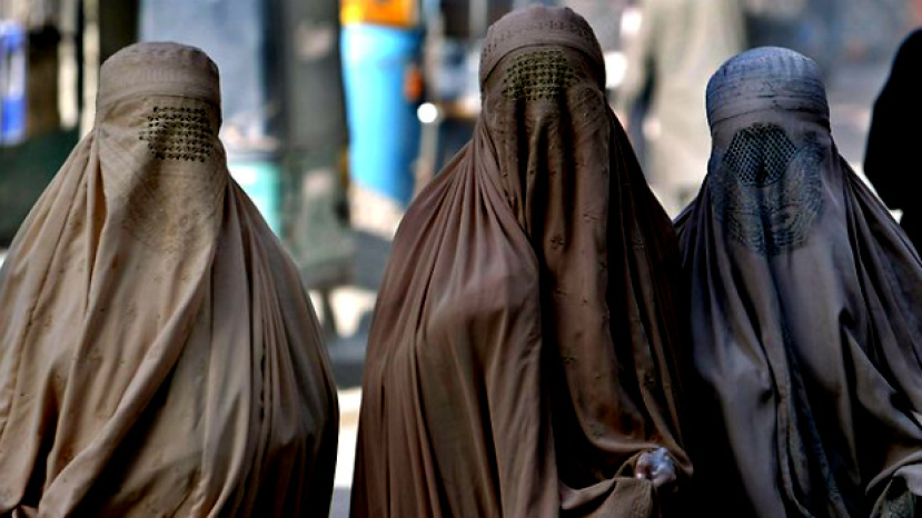 歐洲人權法院判法國禁穿回教罩袍不違人權