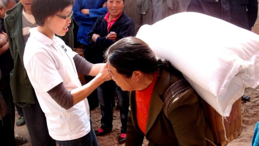 施達基金一年來扶貧倡議 做出閃亮成績