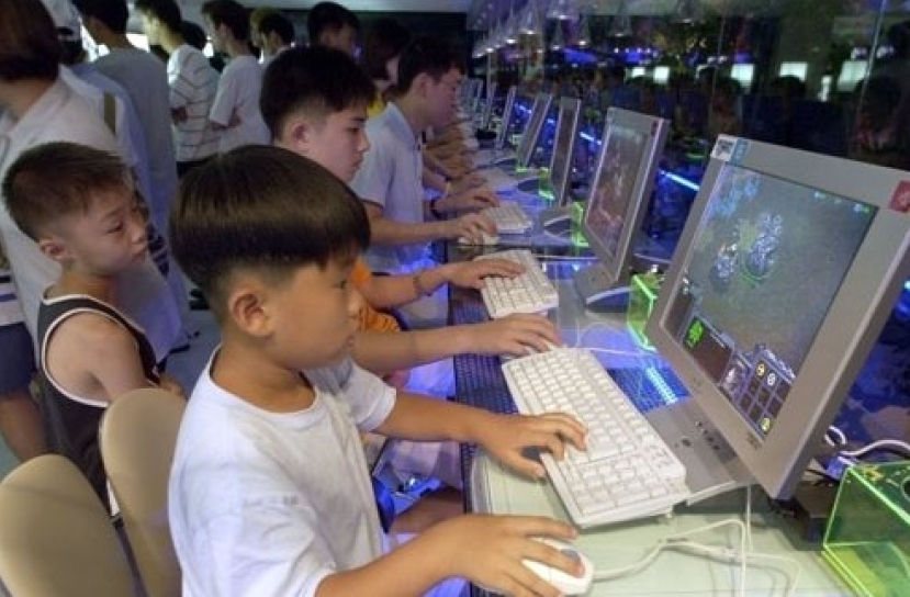 戒癮輔導專家教路：如何處理青少年網絡及色情成癮