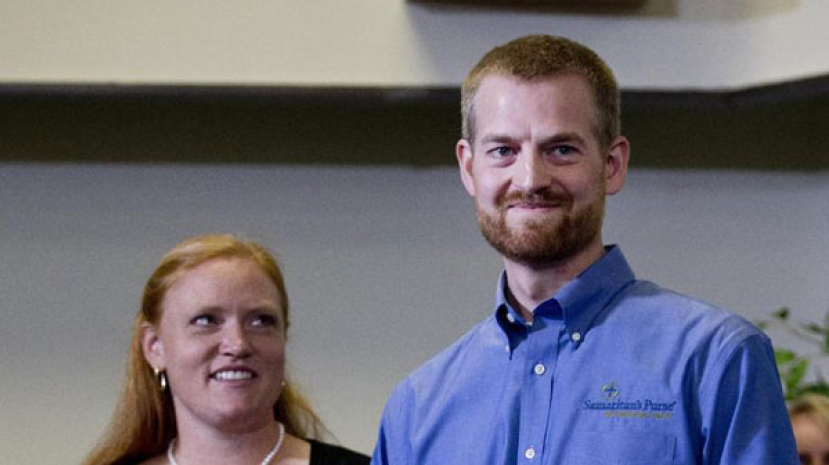 染伊波拉病毒布蘭特利醫生出院 電視向全美見證神