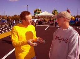 研究:美國人普遍「面對面」分享信仰