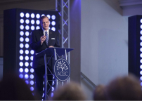 福音派牧者:性傾向治療「膚淺」救贖比修理更重要