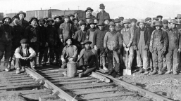 美國新澤西發現大量19世紀華工遺骸 教會成了華人庇護所