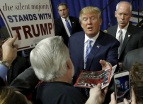 調查:只有4% 牧師支持川普當總統