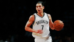 新球季首戰扭傷激動退場 林書豪對上帝信心不減