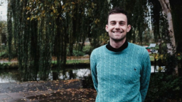 一句「做得好，女孩！」基督徒教師面臨紀律處分