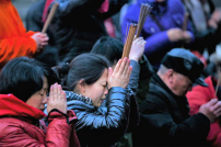 香客爭頭炷香求福得真福? 錢志群牧師:上帝供應不為明天擔心