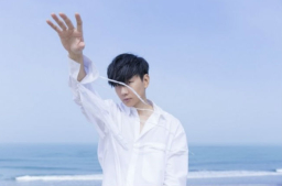 認識上帝脫自卑  台灣林俊傑被封「正能量男神」