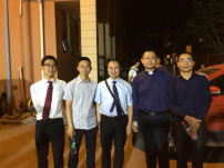 秋雨教會事件餘波未了 王怡等同工遭警毆