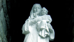 教宗方濟稱聖母瑪利亞只是「平凡女子」