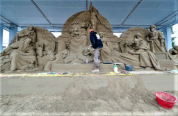 梵蒂岡迎聖誕 首展沙雕馬槽環保聖誕樹