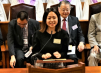 女公關闖緬甸 建音樂學校助孤兒離毒海