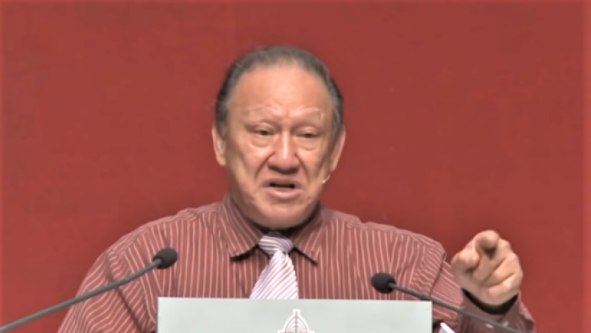 印尼家庭講座論真愛 唐崇榮牧師:勇救佳人才是愛