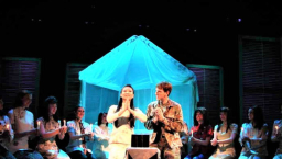 百老匯首位華人女主角 紐約創樂團兒歌獻上帝