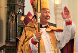 鄺保羅獲港府授勳 三發牧函祈息逃犯爭議