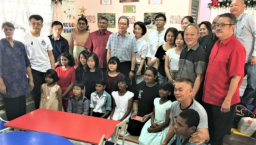 馬來西亞商企盡社會良心 上主之愛助貧困戶