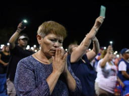 美兩槍擊逾三十人命喪 教宗致哀 :與受害者同在