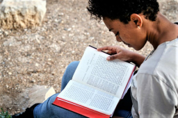 威克理夫發佈聖經翻譯統計:逾700種語言族群擁全本聖經