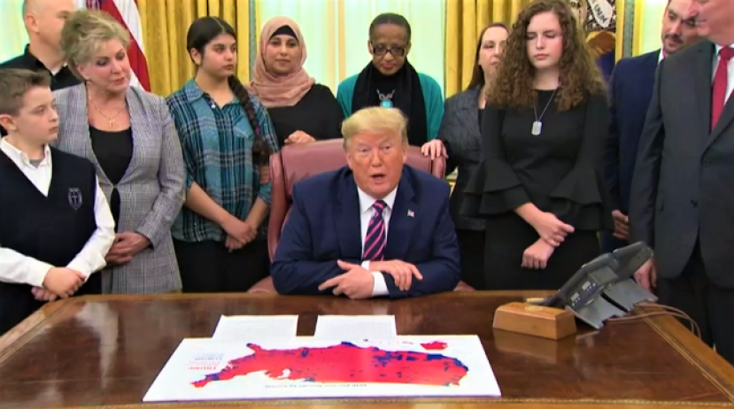 宗教自由日 美國總統川普頒憲保師生祈禱權