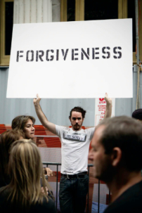 唐崇榮牧師證道:免人債認己罪世界現和平