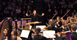 唐崇榮賀女兒獲最佳指揮 教養孩童從小向上帝禱告