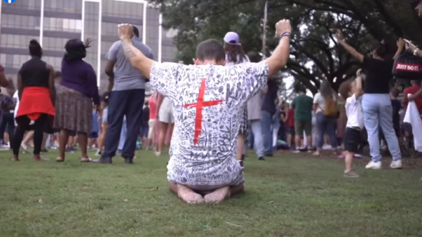 美國千人崇拜音樂會疫下巡迴 激發性工作者生命逆轉