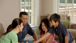 論壇研究：青少年家庭認同感低 促教局開家長課程了解子女