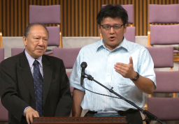 唐文廉车祸全家受伤 父亲唐崇荣感撒旦攻击