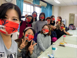 士林靈糧堂聖誕報佳音 每人祝福三親朋點亮萬顆星