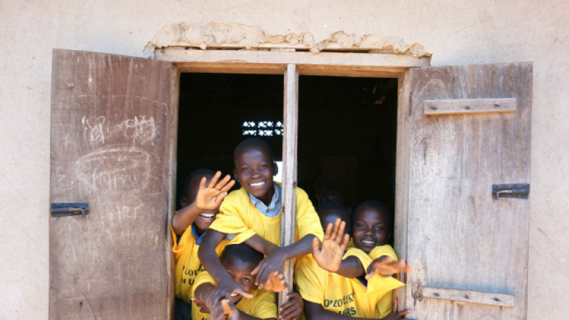 烏干達婦女收藏聖經 丈夫威迫喝農藥