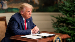 美國總統川普獲選「年度傑出人士」 表揚三百項政策維護胎兒生命