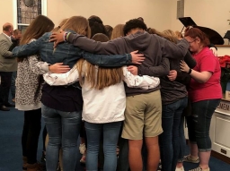 喬治亞州復興會 二百青年歸主吸毒者悔改