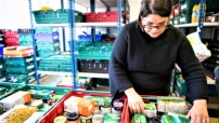 疫情未散糧食不足  英教會聯食物銀行緊急支援家庭
