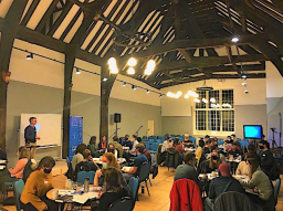 英國新冠死亡破10萬：牧者平反濫控教堂重開