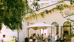 16世紀東正教堂改裝咖啡館 貫注活力吸引千禧代